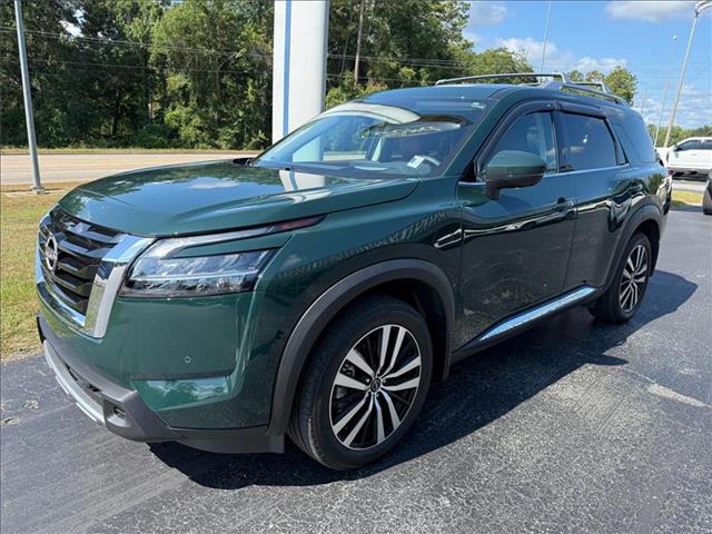 Green 2024 Nissan Pathfinder SUV / Crossover All-Wheel Drive Automatic