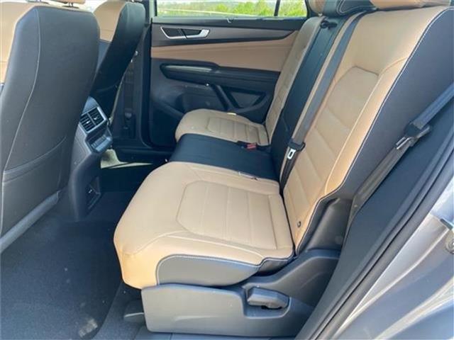 new 2025 Volkswagen Atlas Cross Sport car