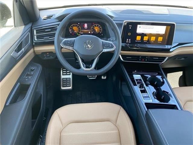 new 2025 Volkswagen Atlas Cross Sport car