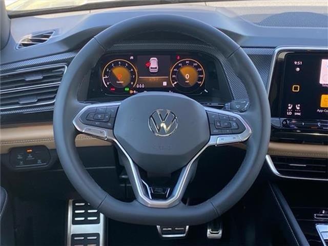 new 2025 Volkswagen Atlas Cross Sport car