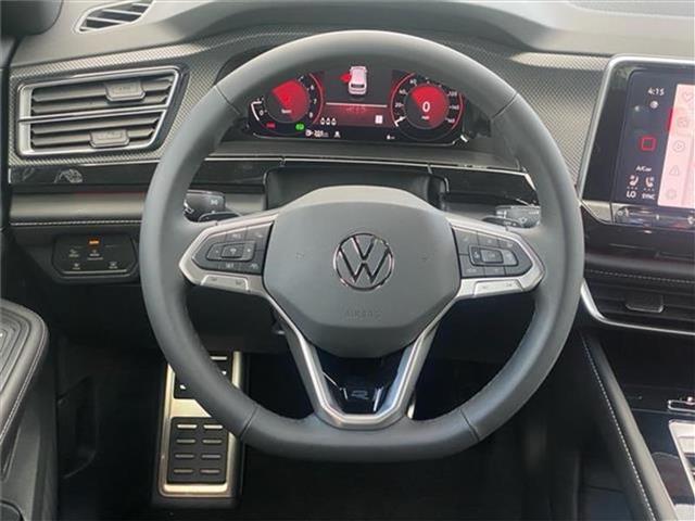 new 2025 Volkswagen Atlas Cross Sport car