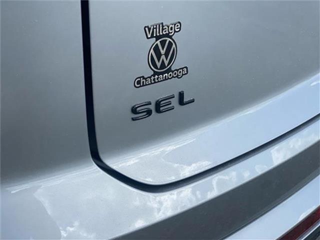 new 2025 Volkswagen Atlas Cross Sport car