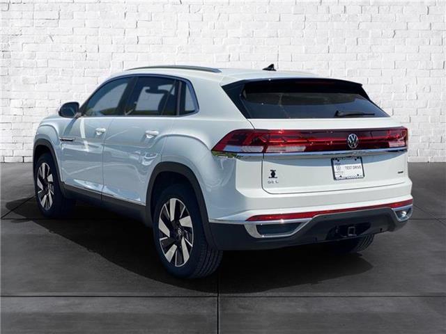 new 2025 Volkswagen Atlas Cross Sport car