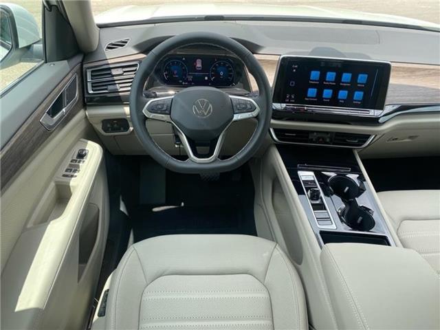 new 2025 Volkswagen Atlas car