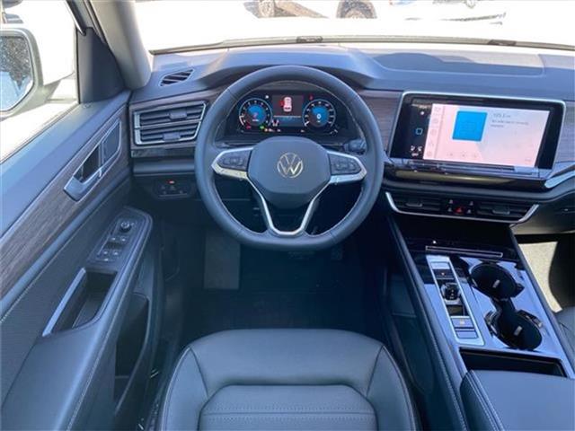 new 2025 Volkswagen Atlas car