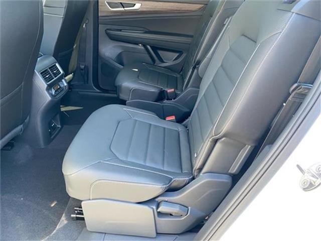 new 2025 Volkswagen Atlas car