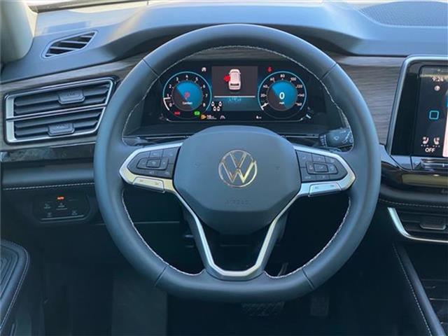 new 2025 Volkswagen Atlas car