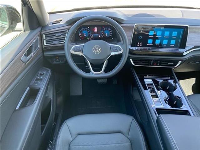 new 2025 Volkswagen Atlas car