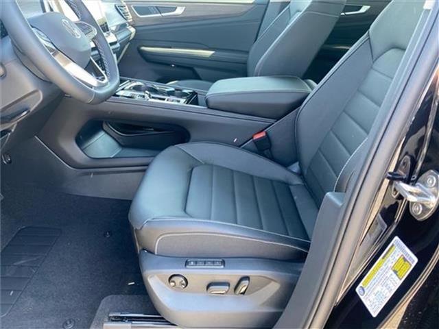 new 2025 Volkswagen Atlas car