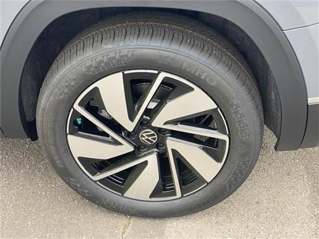 new 2025 Volkswagen Atlas car