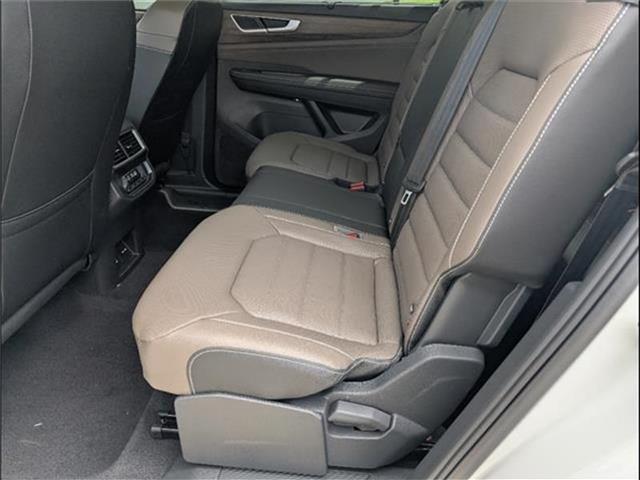 new 2025 Volkswagen Atlas car