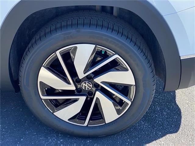 new 2025 Volkswagen Atlas car