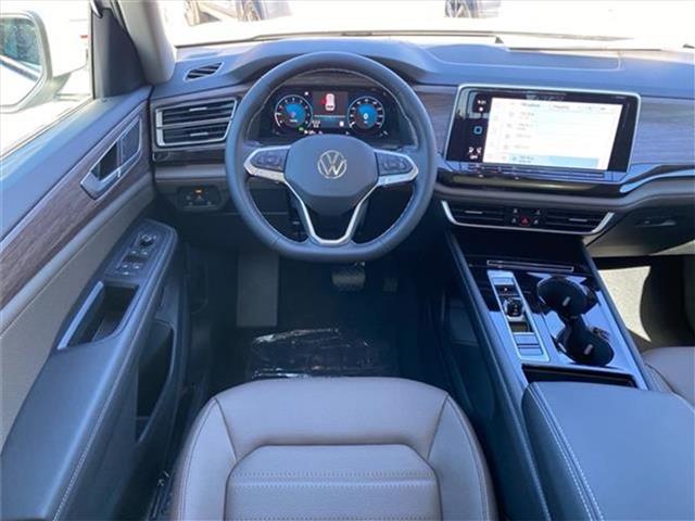 new 2025 Volkswagen Atlas car