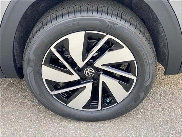 new 2025 Volkswagen Atlas car