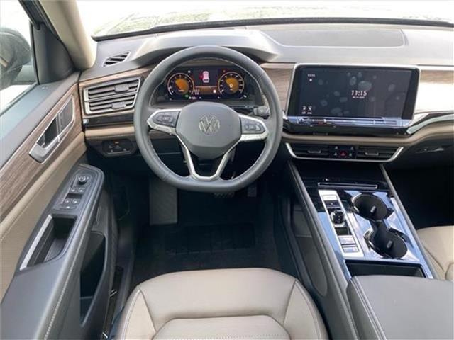 new 2025 Volkswagen Atlas car