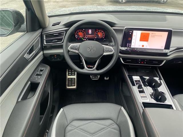 new 2025 Volkswagen Atlas car