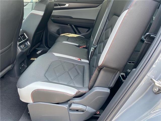 new 2025 Volkswagen Atlas car