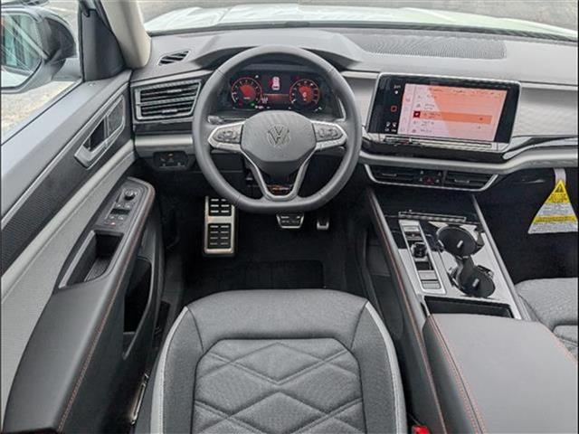 new 2025 Volkswagen Atlas car