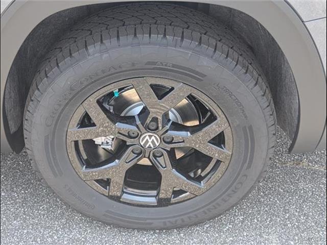 new 2025 Volkswagen Atlas car