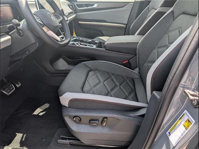 new 2025 Volkswagen Atlas car