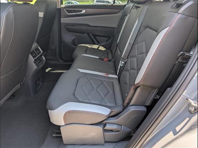 new 2025 Volkswagen Atlas car