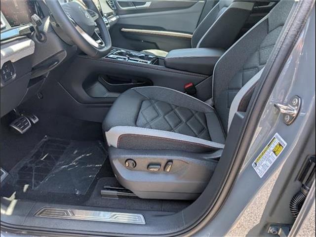 new 2025 Volkswagen Atlas car