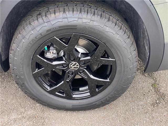 new 2025 Volkswagen Atlas car