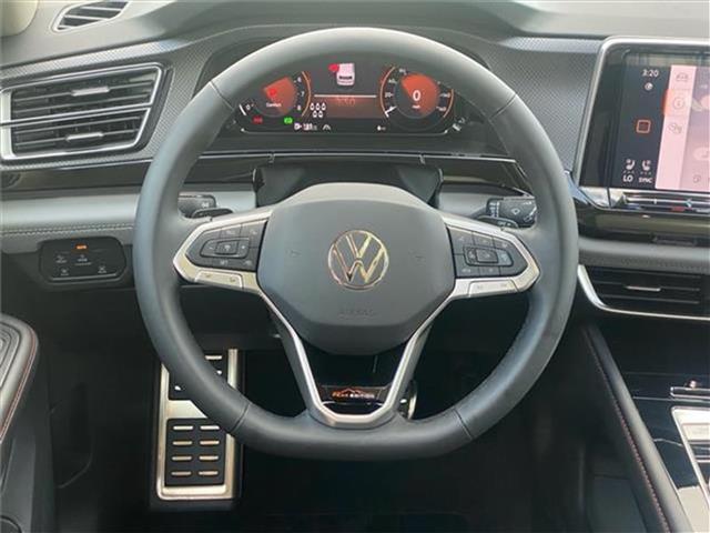 new 2025 Volkswagen Atlas car