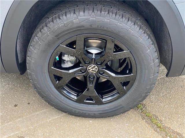 new 2025 Volkswagen Atlas car