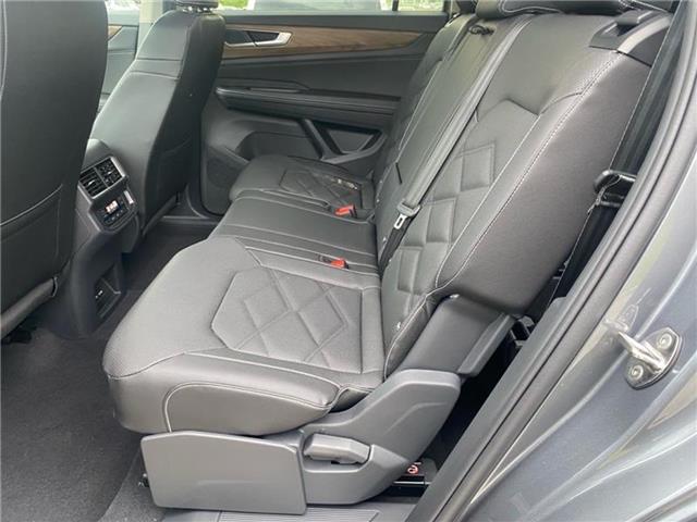 new 2025 Volkswagen Atlas car