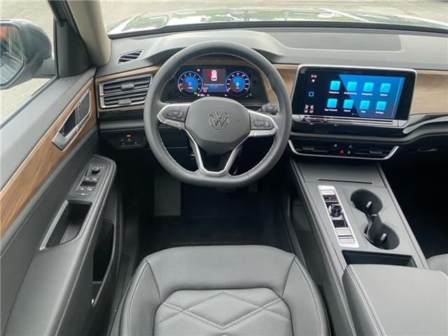 new 2025 Volkswagen Atlas car