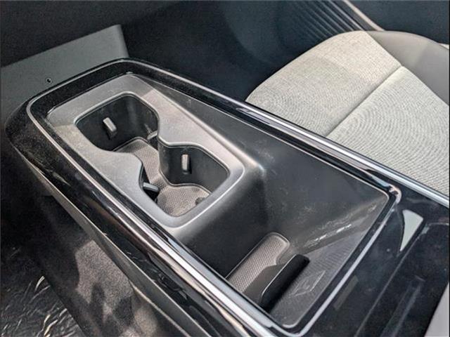 new 2025 Volkswagen ID.4 car