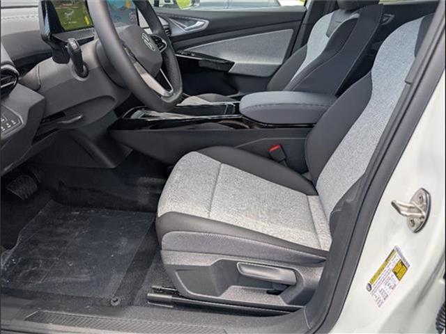 new 2025 Volkswagen ID.4 car