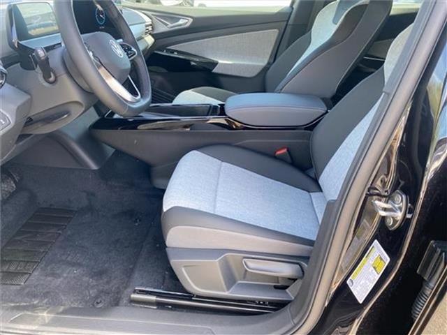 new 2025 Volkswagen ID.4 car