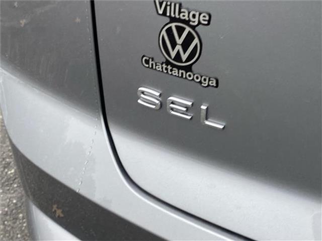 new 2025 Volkswagen Atlas Cross Sport car