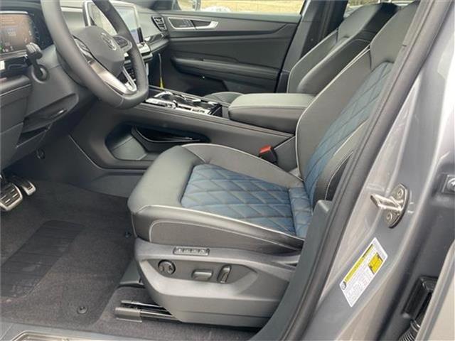new 2025 Volkswagen Atlas Cross Sport car