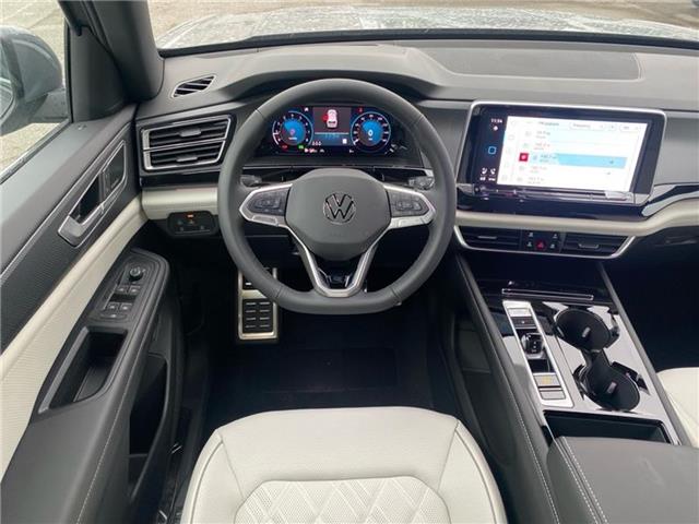 new 2025 Volkswagen Atlas Cross Sport car