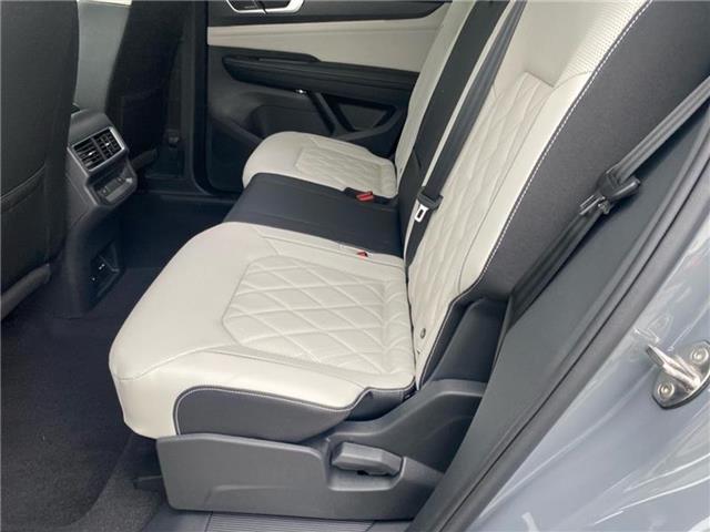 new 2025 Volkswagen Atlas Cross Sport car