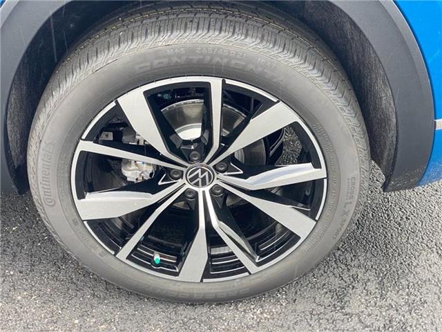 new 2025 Volkswagen Atlas Cross Sport car