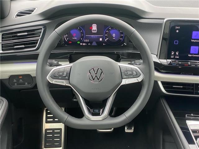 new 2025 Volkswagen Atlas Cross Sport car