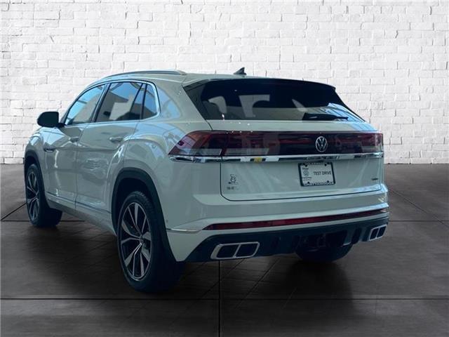 new 2025 Volkswagen Atlas Cross Sport car