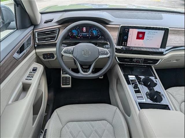 new 2025 Volkswagen Atlas car