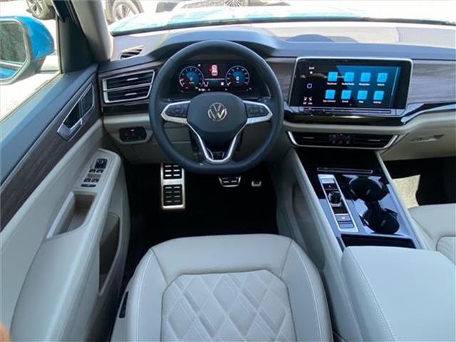 new 2025 Volkswagen Atlas car