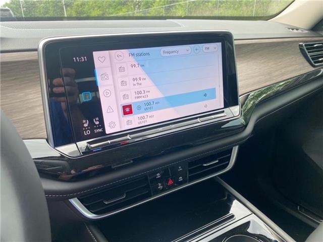 new 2025 Volkswagen Atlas car