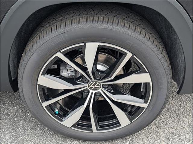 new 2025 Volkswagen Atlas car