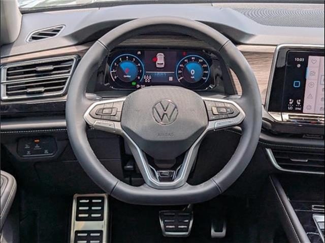 new 2025 Volkswagen Atlas car