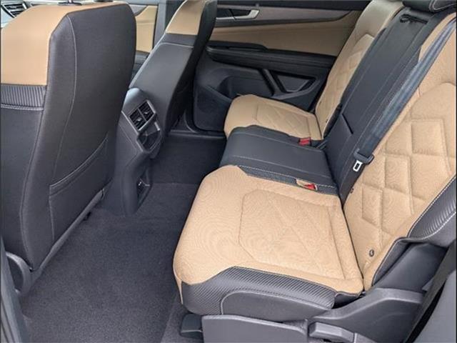 new 2025 Volkswagen Atlas Cross Sport car