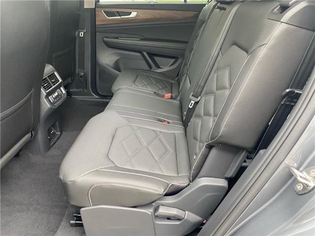 new 2025 Volkswagen Atlas car