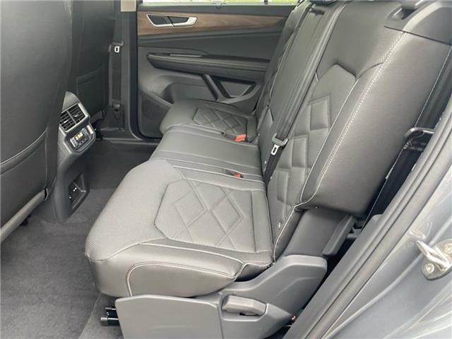 new 2025 Volkswagen Atlas car