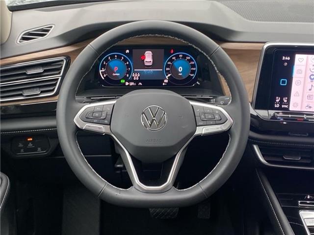 new 2025 Volkswagen Atlas car